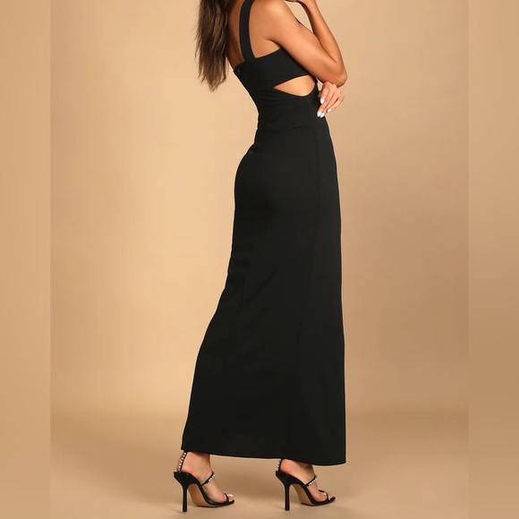 Black One-Shoulder Cutout Maxi Dress - Picture 3 of 4